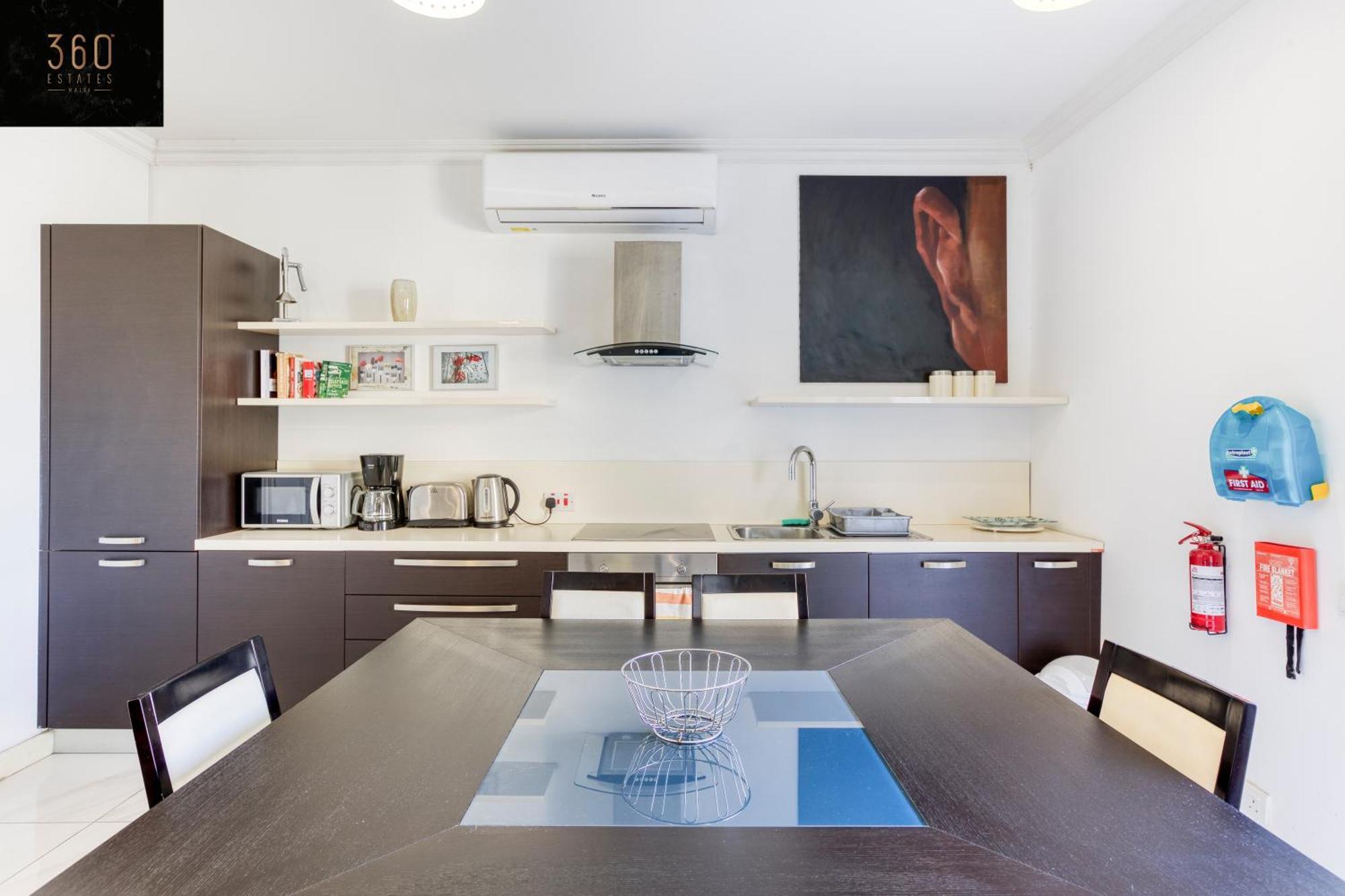 A 1Br Stylish, Fully Equipped Home In The Capital By 360 Estates Валета Екстериор снимка